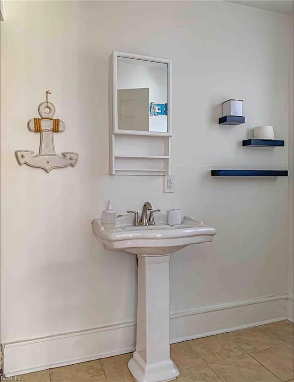 637 Madison Ave Property Photo 17