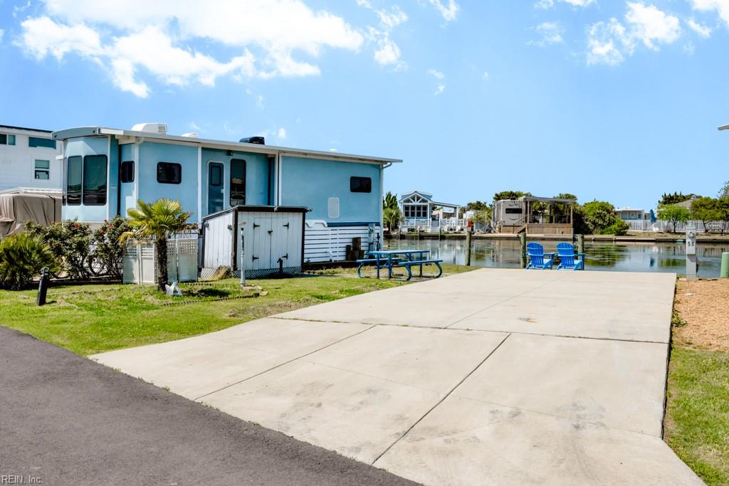 3665 Sandpiper Rd Property Photo 3