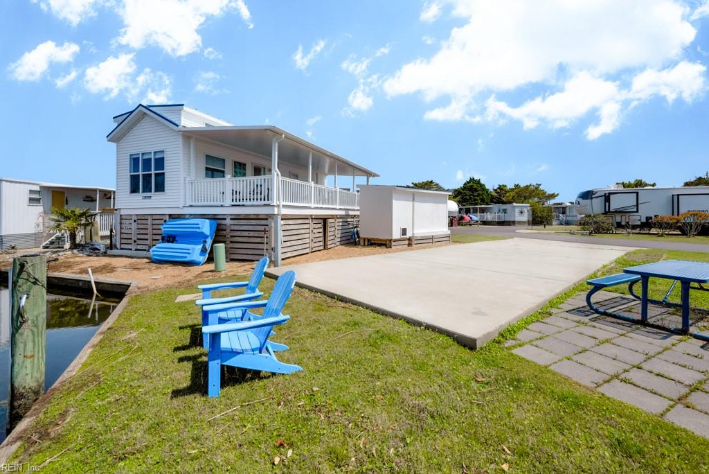 3665 Sandpiper Rd Property Photo 4