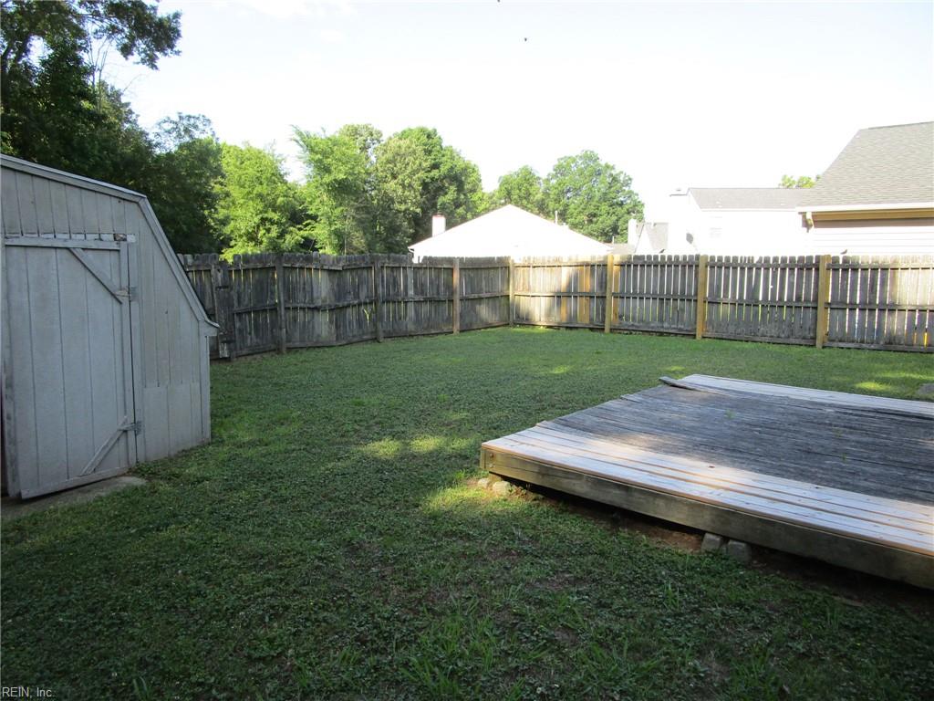 4 Roy Ct Property Photo 4