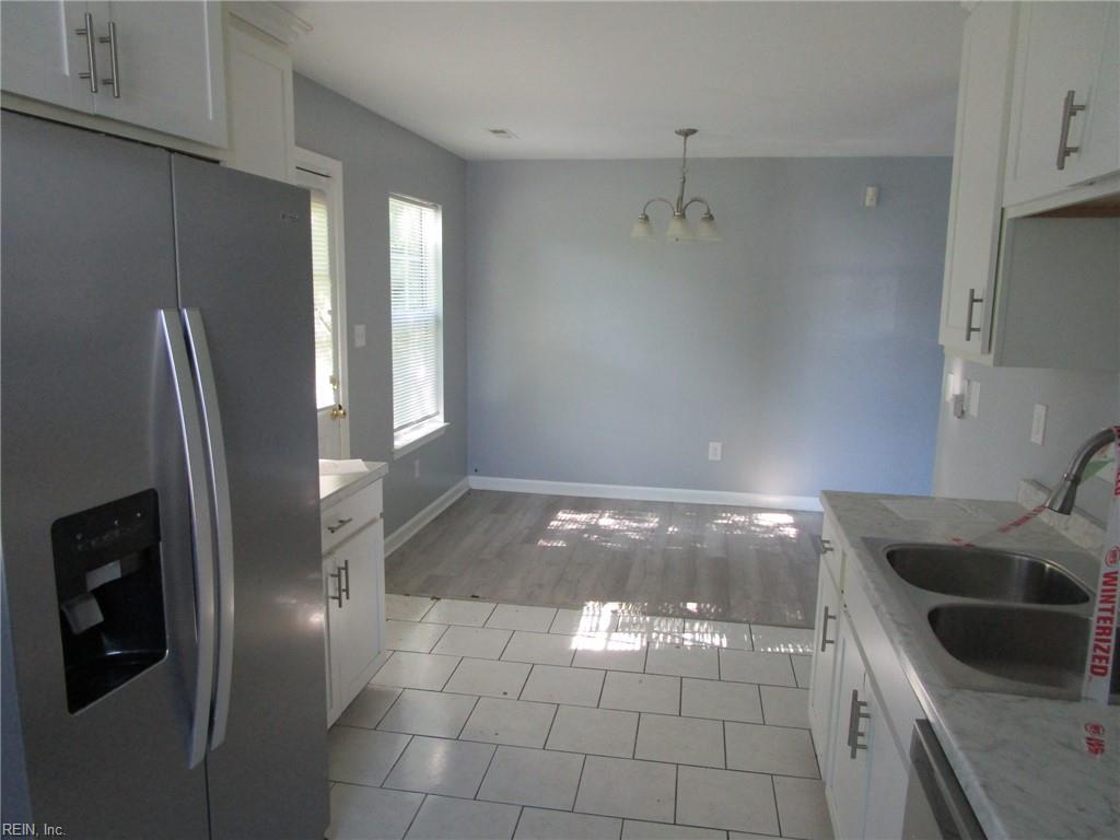 4 Roy Ct Property Photo 9