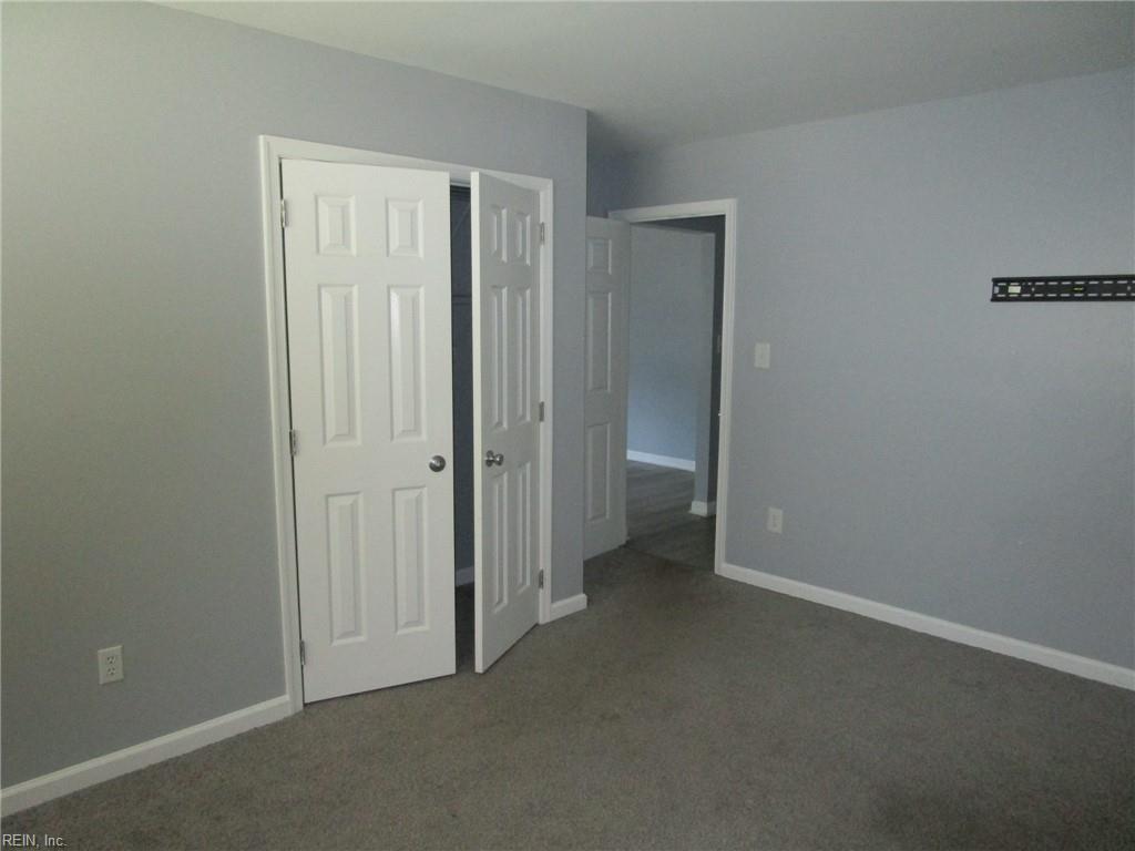 4 Roy Ct Property Photo 11