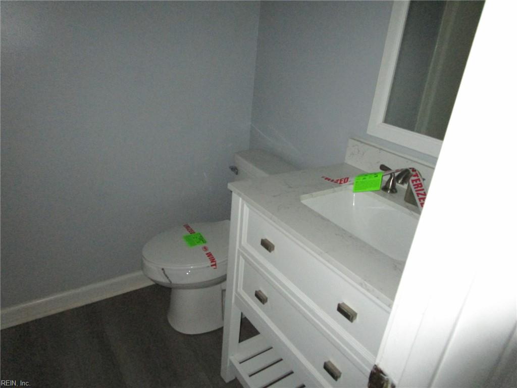 4 Roy Ct Property Photo 17