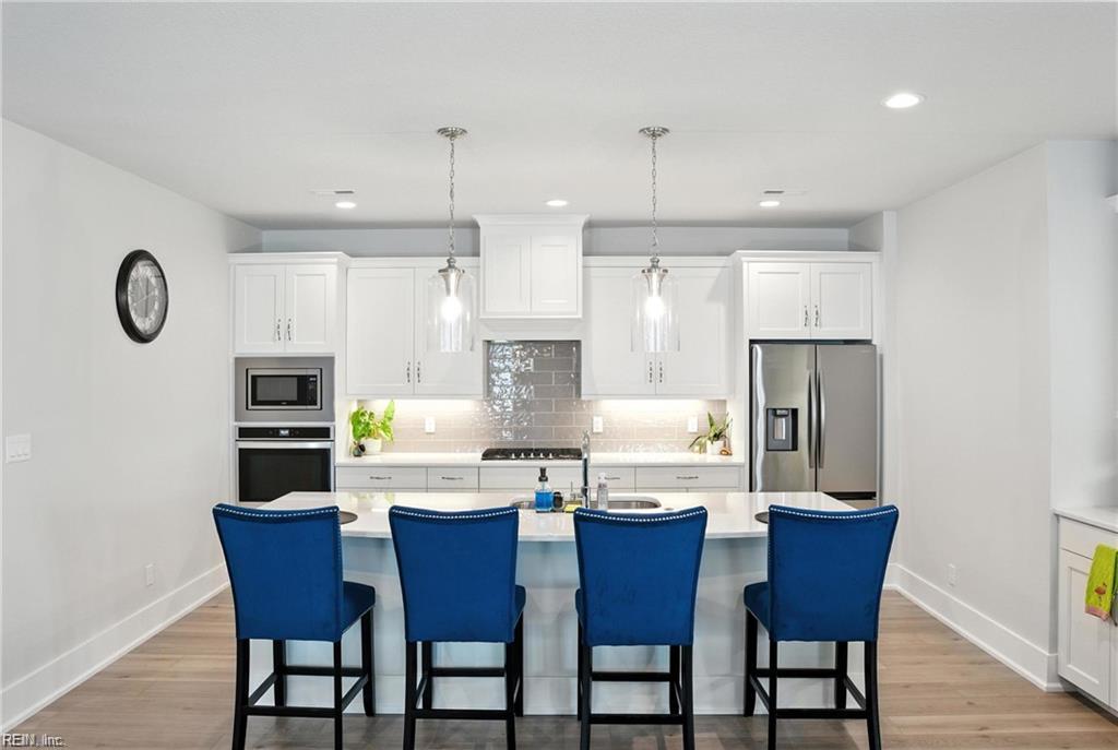201 Cove Rch Property Photo 2