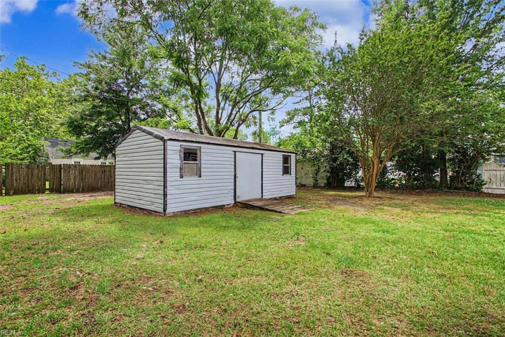 814 Johnston St Property Photo 27
