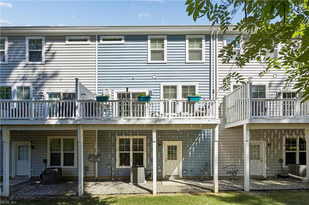1504 Prosperity Ct Property Photo 7