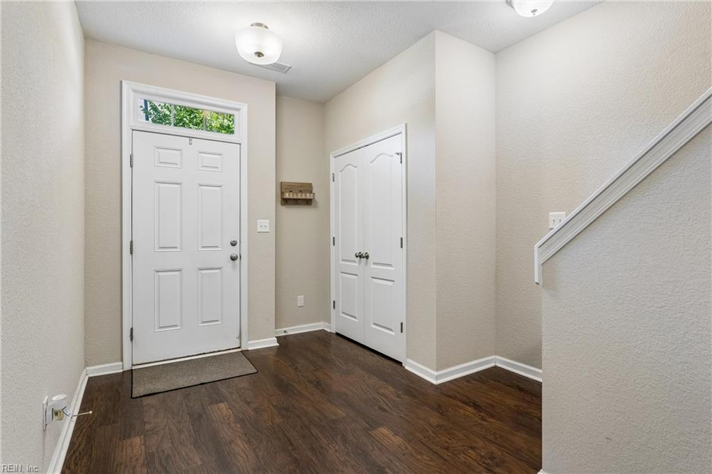 1504 Prosperity Ct Property Photo 10