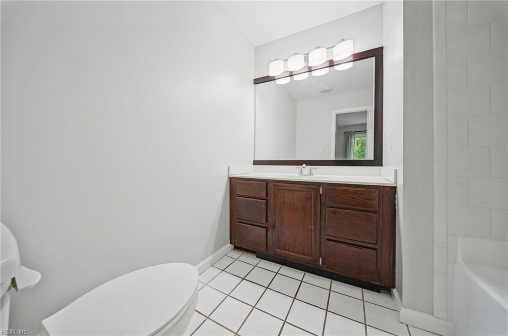719 Waters Dr Property Photo 22