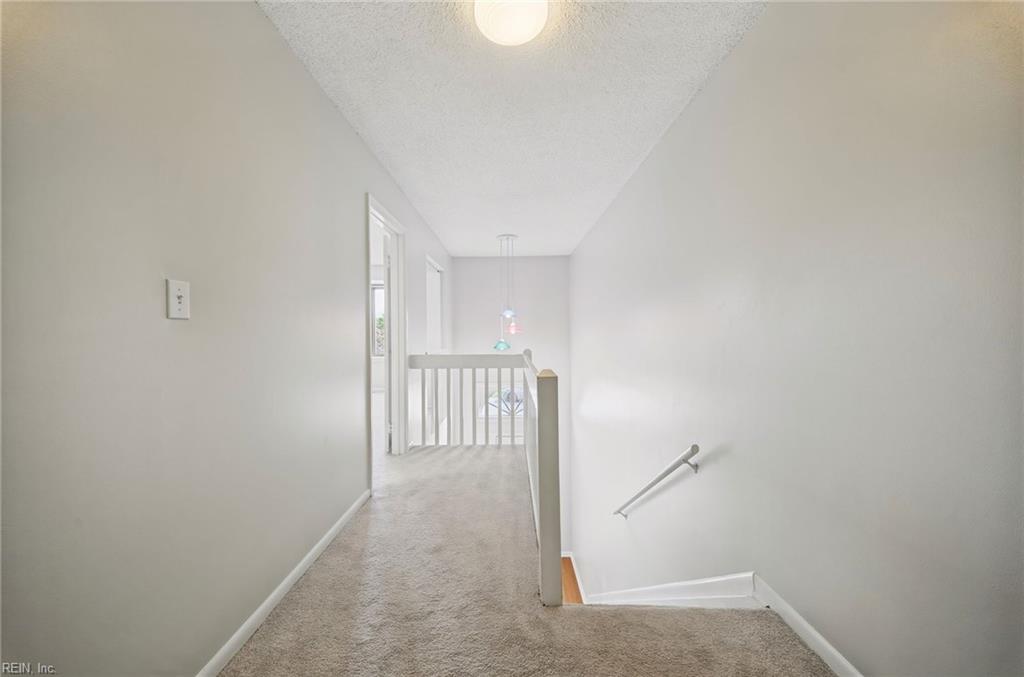 719 Waters Dr Property Photo 23