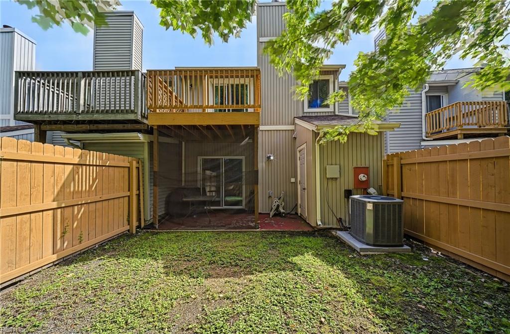 719 Waters Dr Property Photo 33