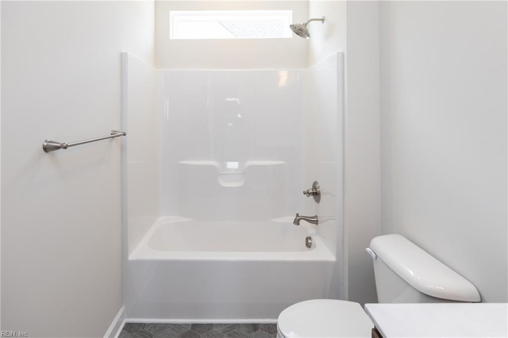 331 Station Dr Property Photo 20
