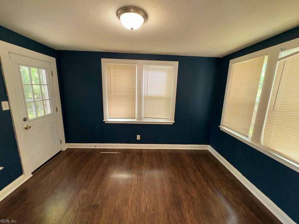 200 Hardy Ave Property Photo 8