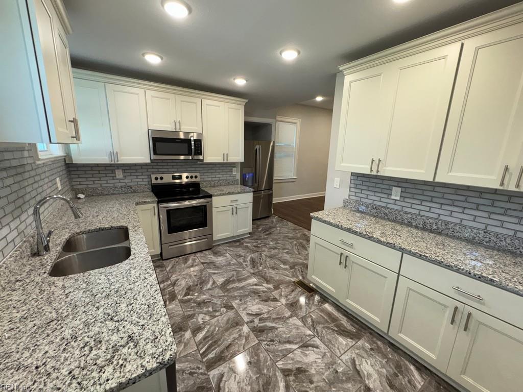200 Hardy Ave Property Photo 11