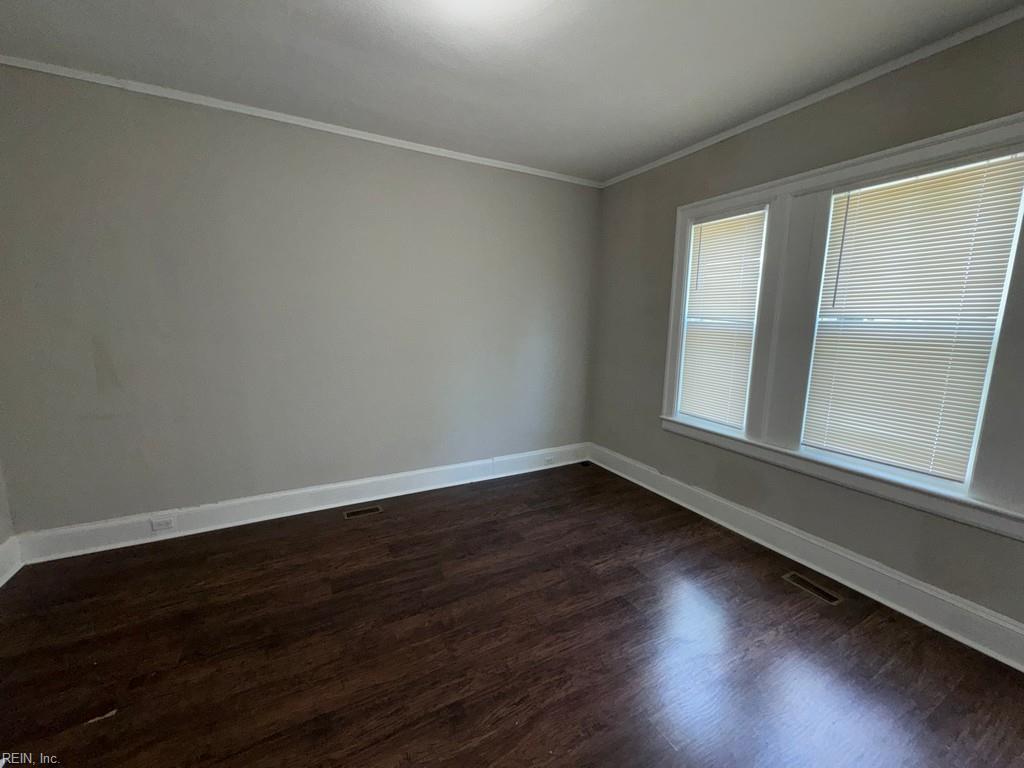 200 Hardy Ave Property Photo 12