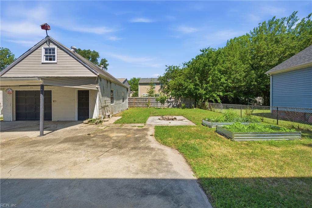 9465 Mason Creek Rd Property Photo 12