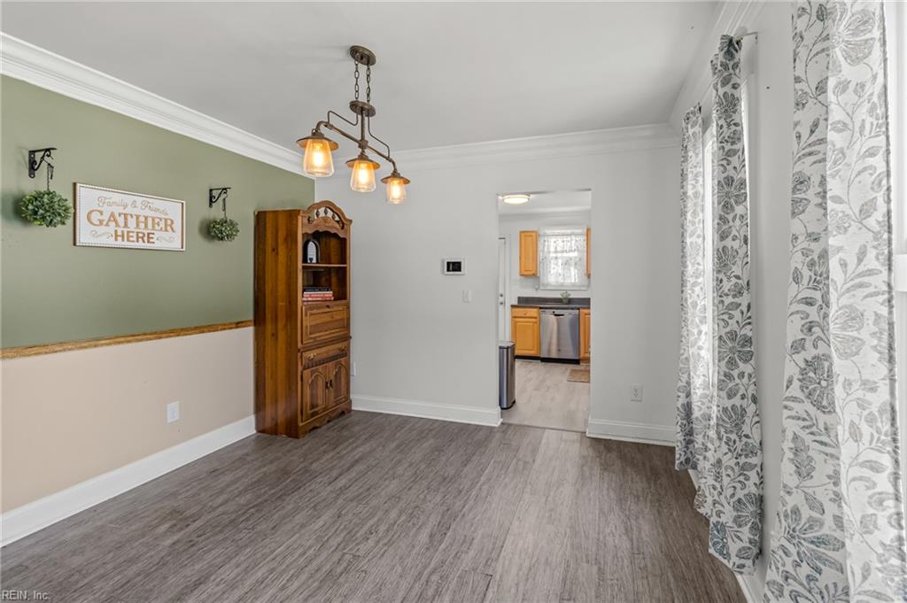 919 Sheppard Ave Property Photo 20