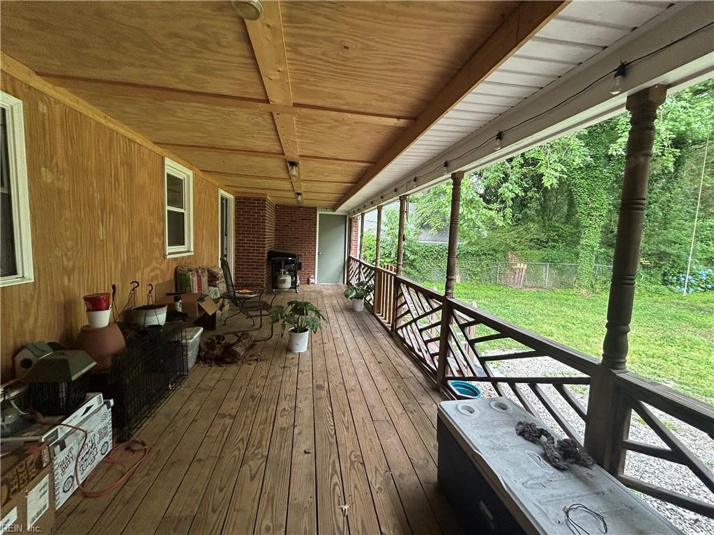 919 Sheppard Ave Property Photo 49
