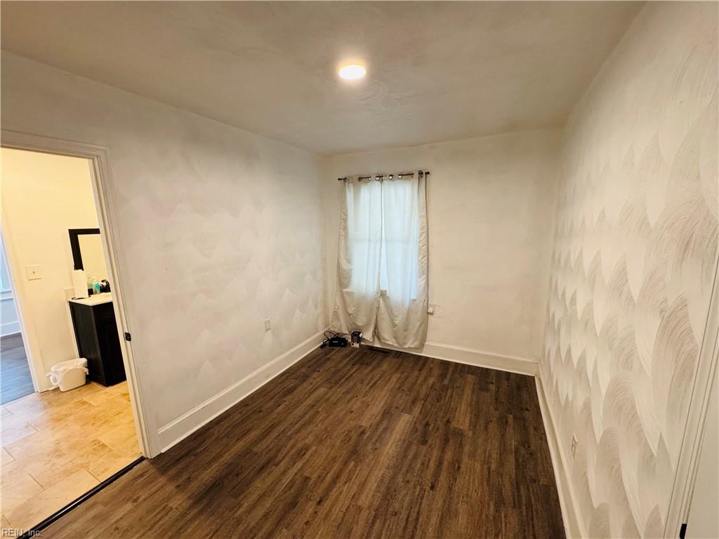 2417 Lansing Ave Property Photo 10