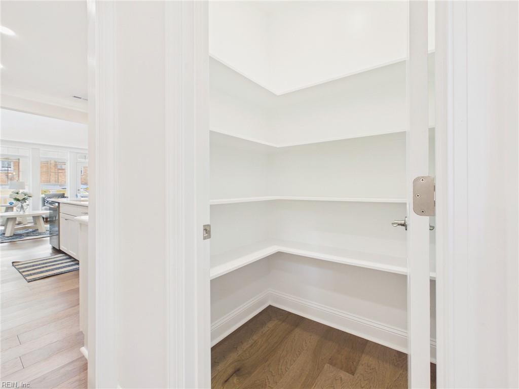 2245 Wake Forest St Property Photo 10