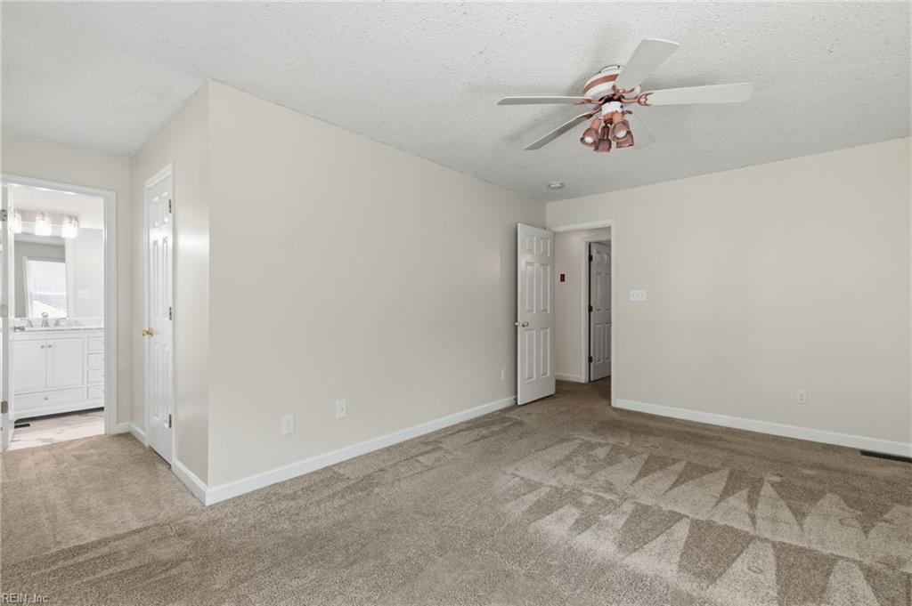 899 Eastnor Ct Property Photo 21