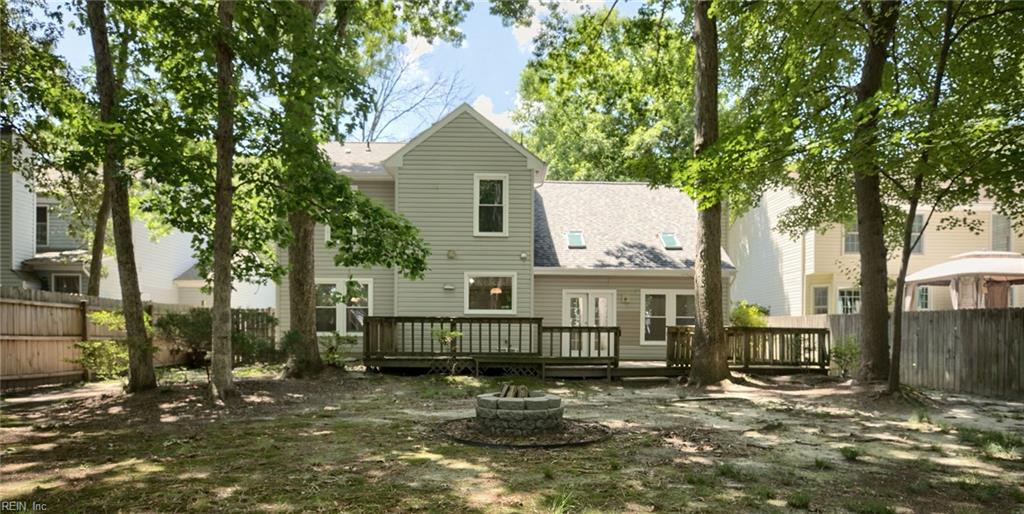 899 Eastnor Ct Property Photo 34