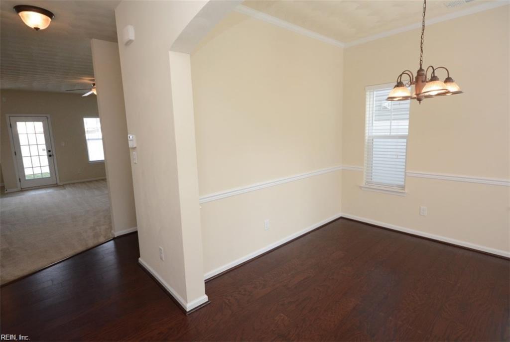 5124 Whitaker Pl Property Photo 2