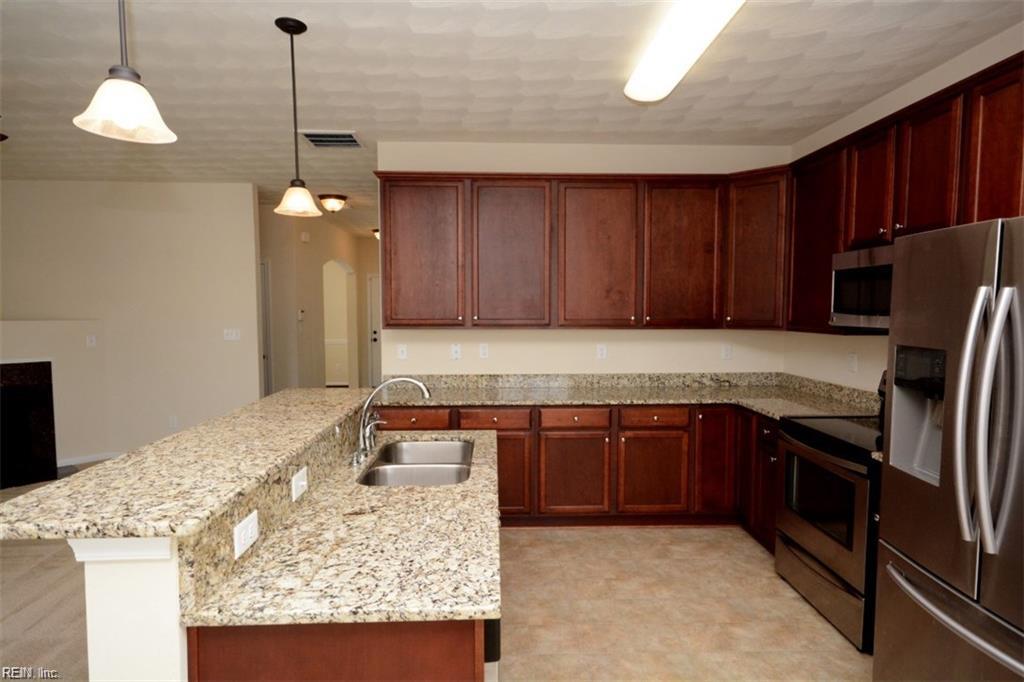 5124 Whitaker Pl Property Photo 6