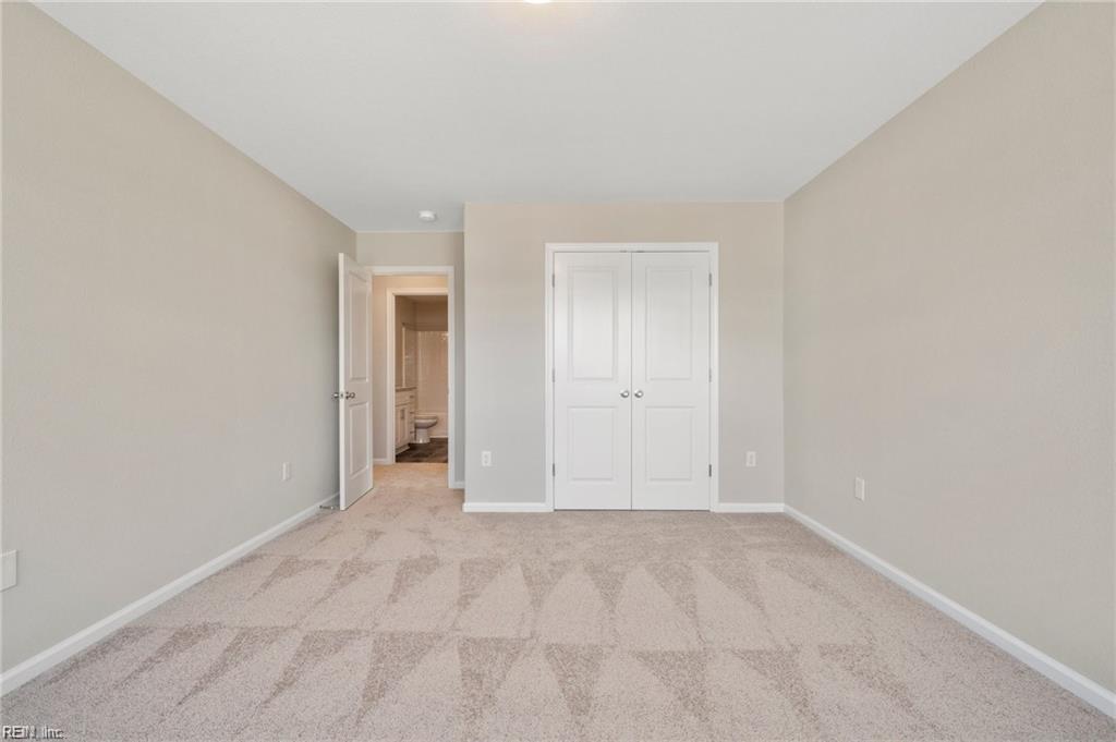 203 Halifax Ct Property Photo 14