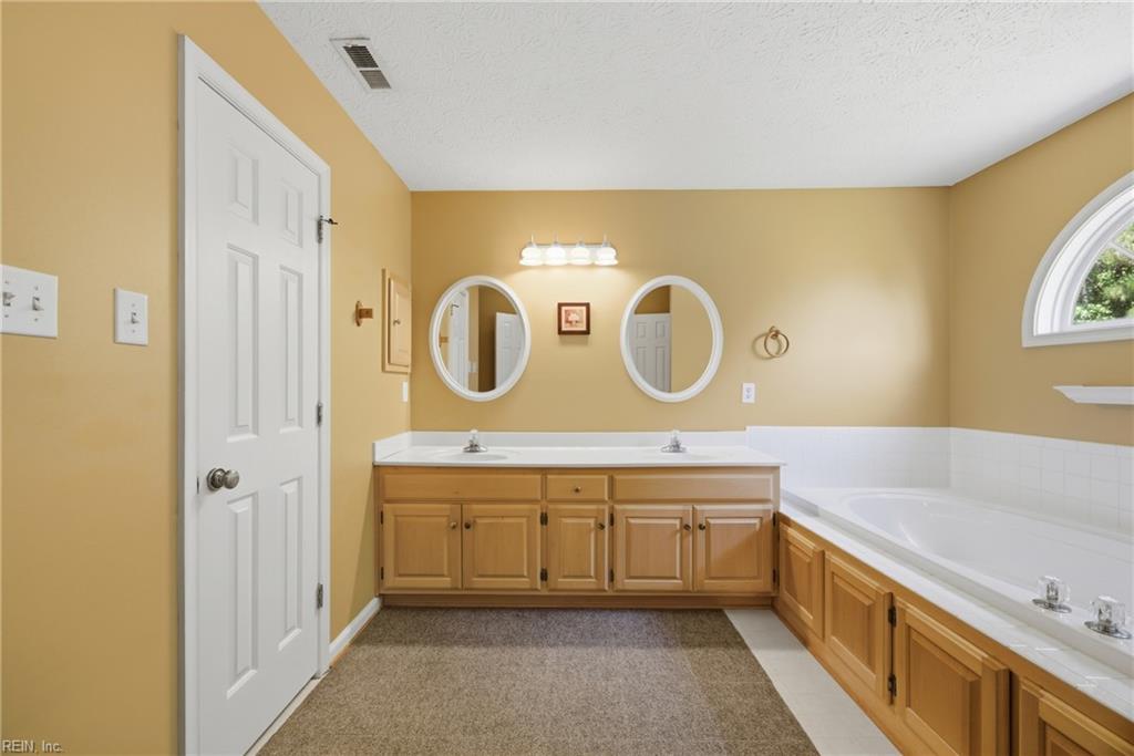 202 Vixen Ct Property Photo 16