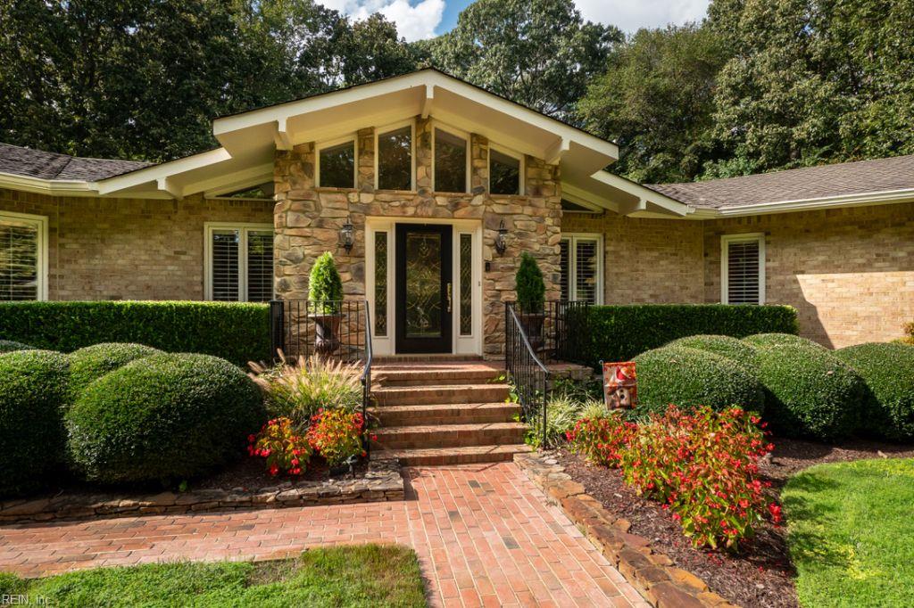 517 Woodards Ford Rd Property Photo 1