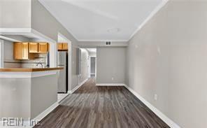 1010 Barclay Sq Property Photo 11