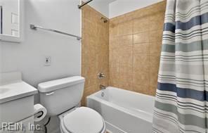 1010 Barclay Sq Property Photo 21