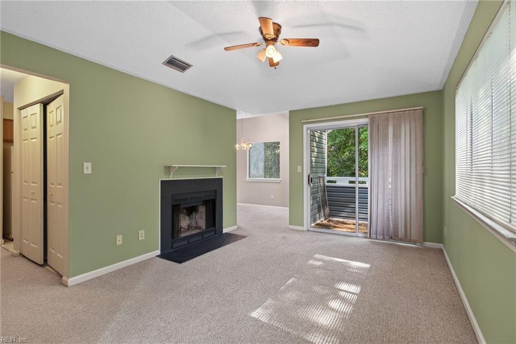 298 Nantucket Pl Property Photo 4