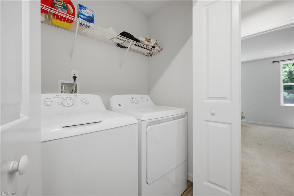 404 Lakeview Cv Property Photo 17