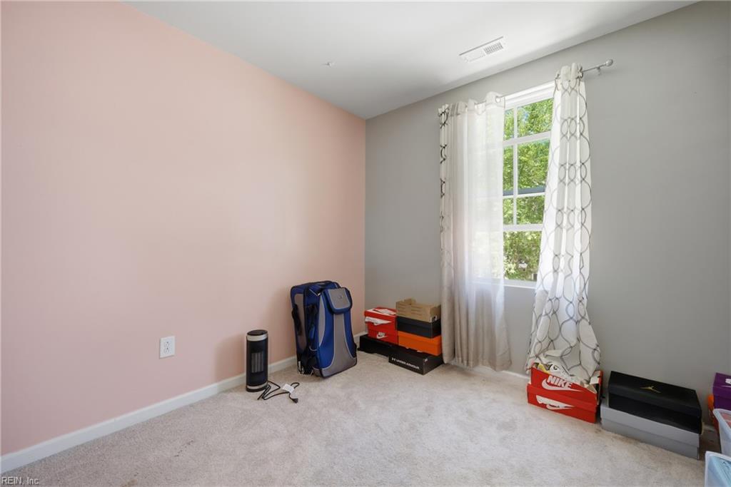 404 Lakeview Cv Property Photo 23