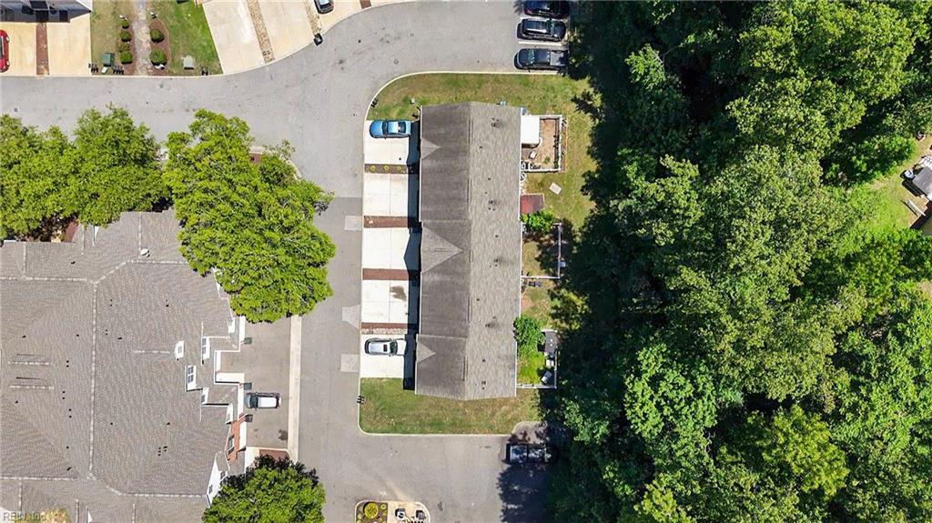 404 Lakeview Cv Property Photo 27