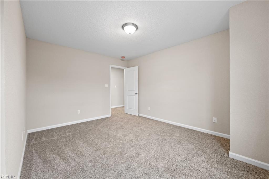 2414 Hanson Ave Property Photo 4