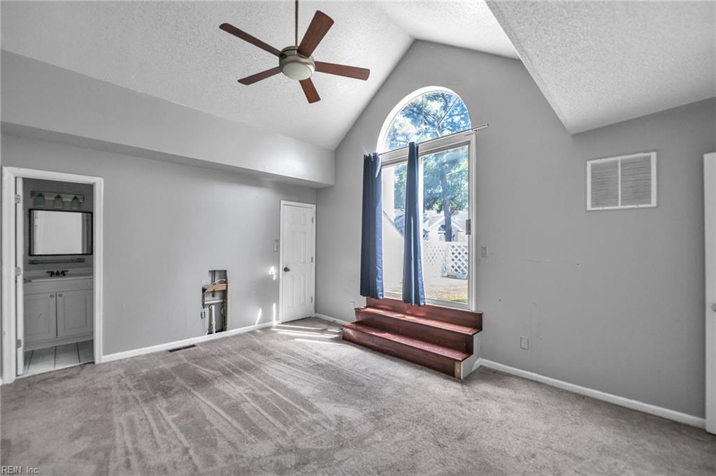 717 Inlet Quay Property Photo 21