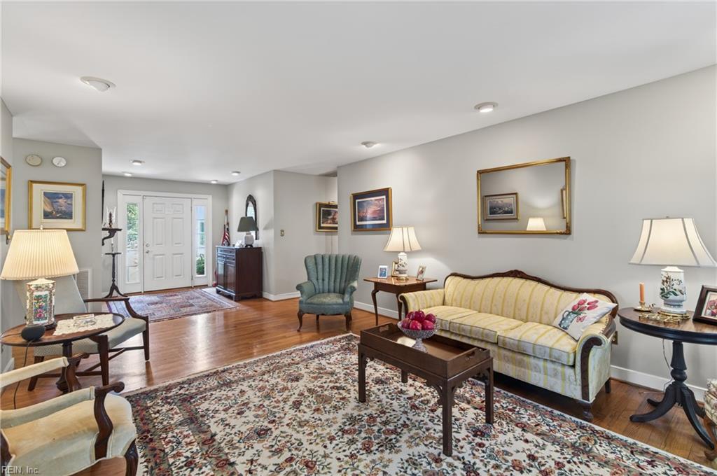 1801 Sawgrass Pointe Dr Property Photo 15