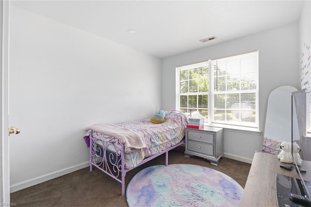 125 Langston Ct Property Photo 13