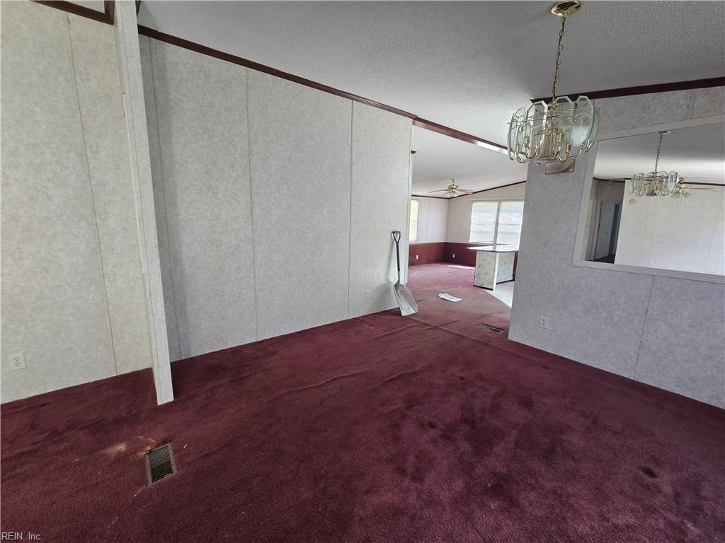 213 Butler St Property Photo 5
