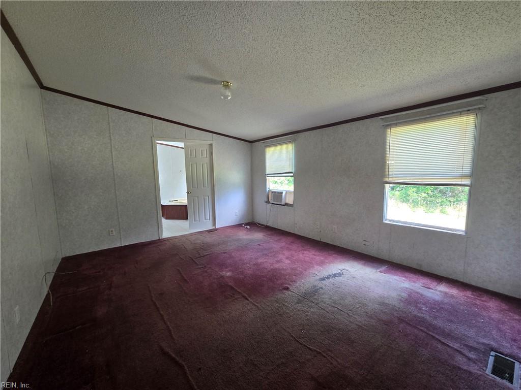 213 Butler St Property Photo 7