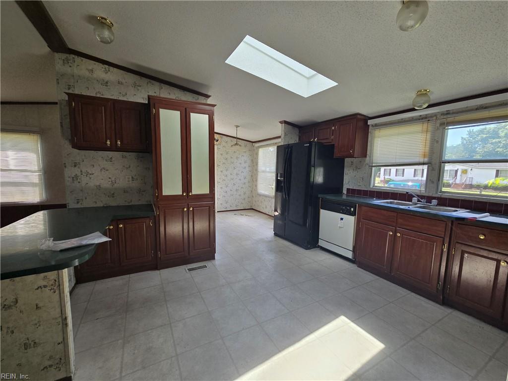 213 Butler St Property Photo 9