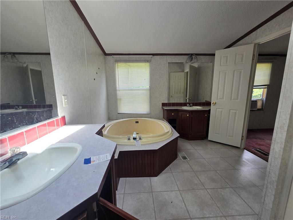 213 Butler St Property Photo 15