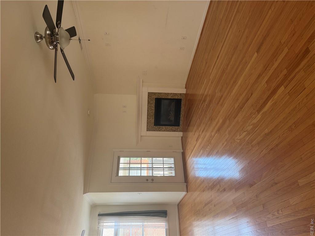 4748 Beach Bay Ct Property Photo 2