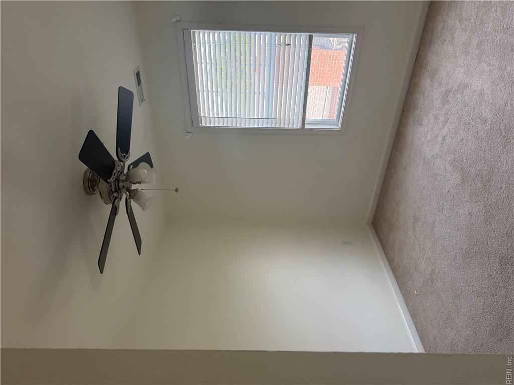 4748 Beach Bay Ct Property Photo 10