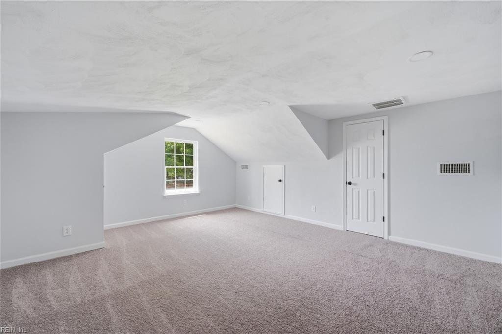 2084 Nansemond Pw Property Photo 14