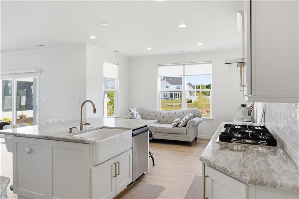 150 Hessian Loop Property Photo 15