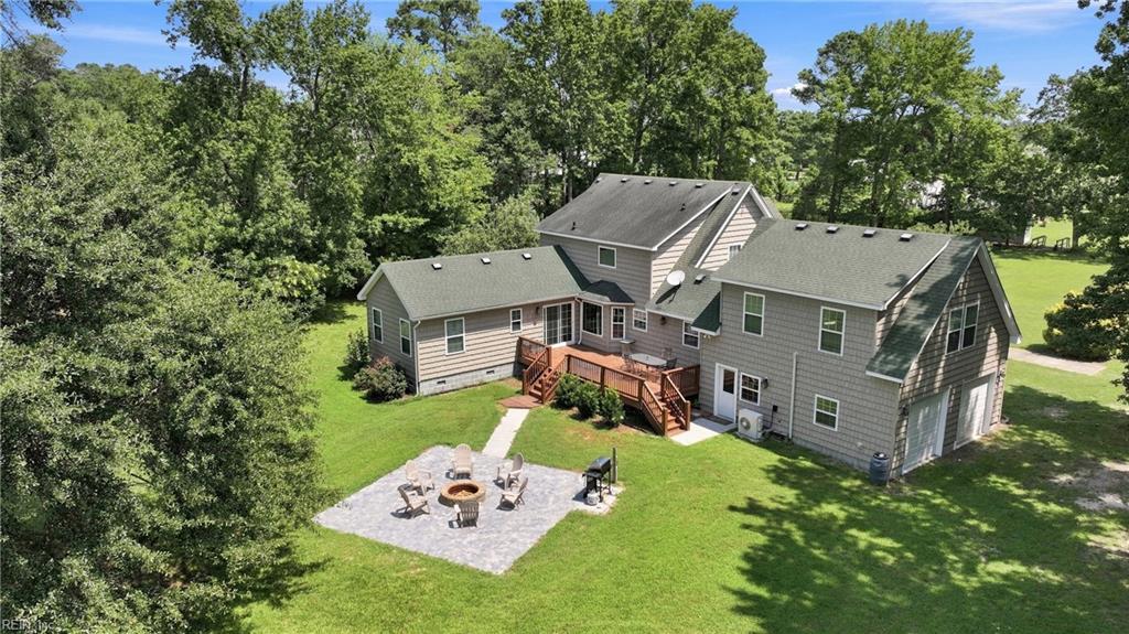 108 Young Rider Ln Property Photo 3