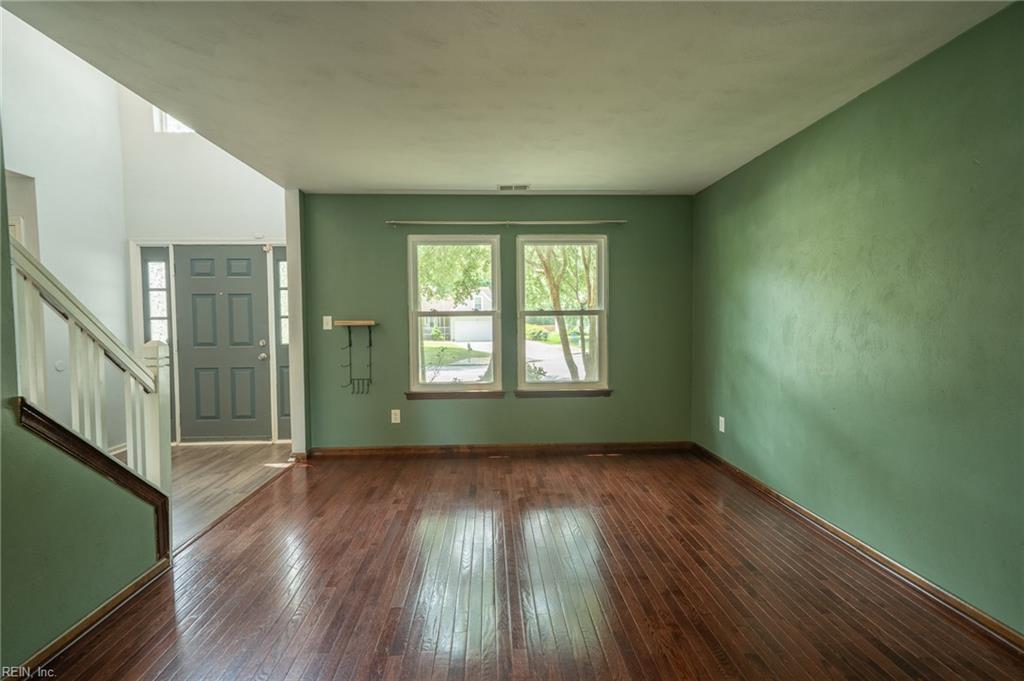 4100 Scotfield Dr Property Photo 5